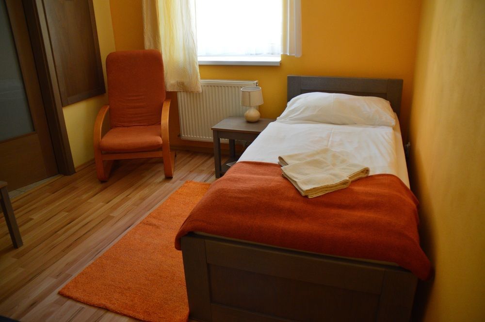 Wellness Penzion Vila Mery Πόπραντ Εξωτερικό φωτογραφία